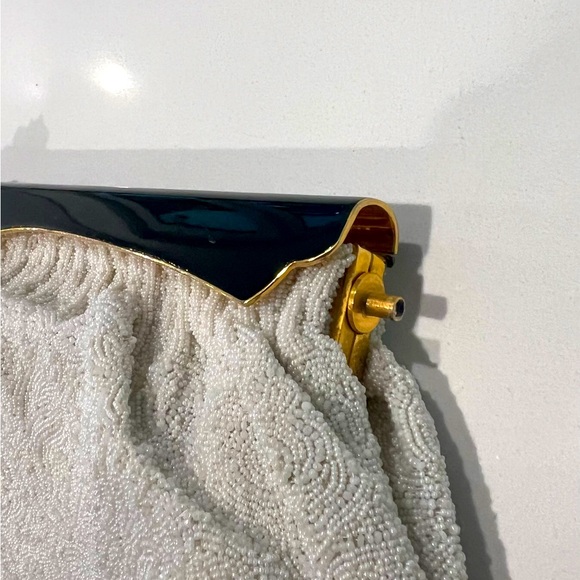 Gorgeous Vintage Microbeaded & Embroidered Purse - Picture 10 of 15